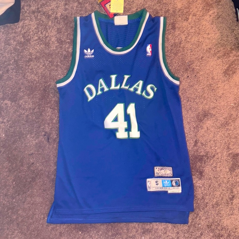 Adidas jersey Nowitzki
